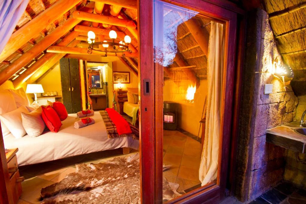 Nyaru Game Lodge Brandwag Екстериор снимка